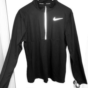 Nike black Large running pullover